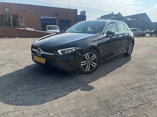 MERCEDES-BENZ A-KLASSE 200 weinig km, carplay, half leder, 1 jaar Bovag