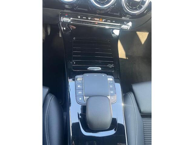 Mercedes-Benz A-Klasse 200 weinig km, carplay, half leder, 1 jaar Bovag