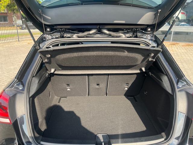 Mercedes-Benz A-Klasse 200 weinig km, carplay, half leder, 1 jaar Bovag