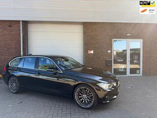 BMW 3-SERIE Touring 316i High Executive Upgrade|FULL OPTION
