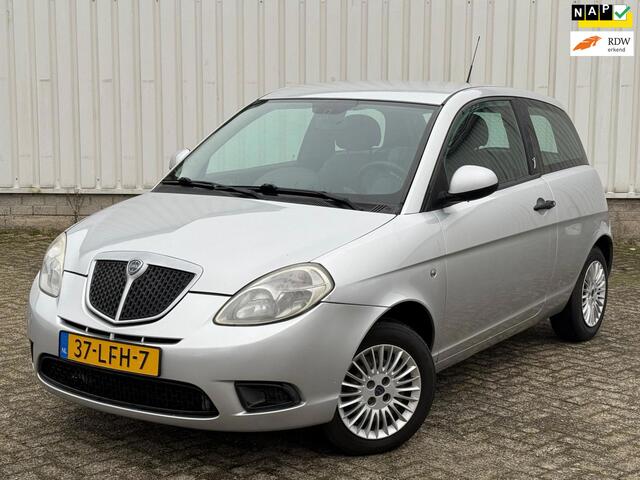 Lancia Ypsilon 1.2 Argento 2e Eigenaar,Airco,Elektrische ramen,N.A.P