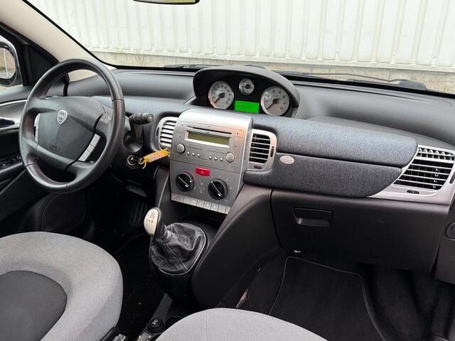 Lancia Ypsilon 1.2 Argento 2e Eigenaar,Airco,Elektrische ramen,N.A.P