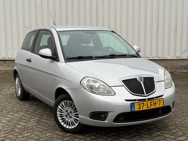 Lancia Ypsilon 1.2 Argento 2e Eigenaar,Airco,Elektrische ramen,N.A.P