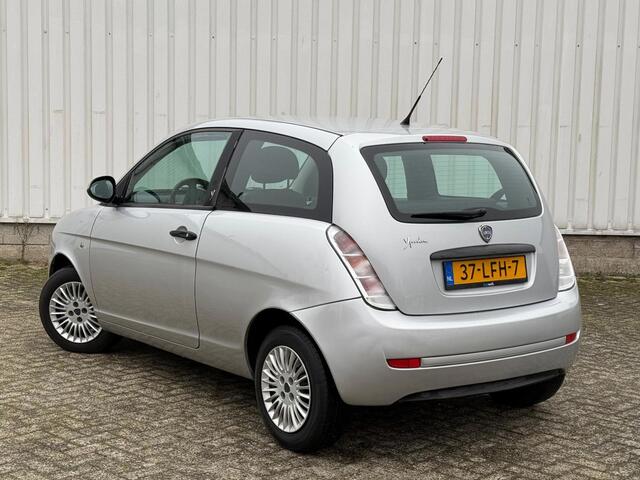 Lancia Ypsilon 1.2 Argento 2e Eigenaar,Airco,Elektrische ramen,N.A.P