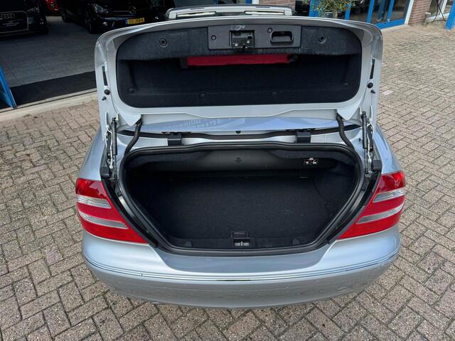 Mercedes-Benz CLK-Klasse Cabrio 240 Elegance 2004 AUT Keyles