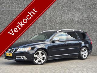 VOLVO V70 2.0T R-Design/Leer/270PK/18''/Navi/Trekhaak/Xenon