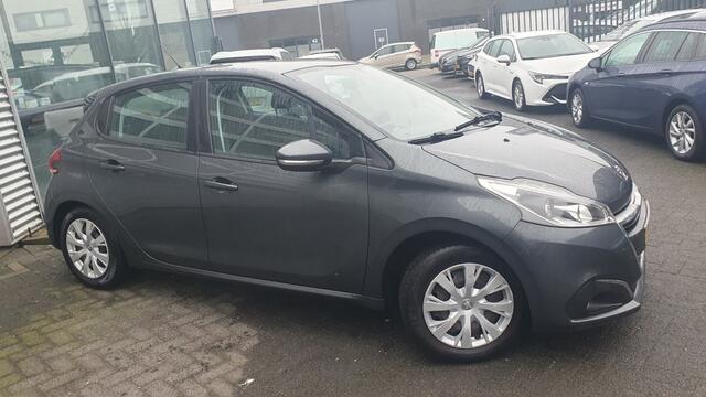 Peugeot 208 1.2 PureTech Blue Lion