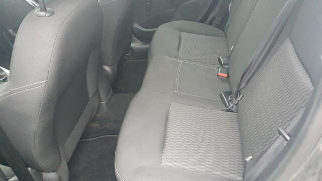Peugeot 208 1.2 PureTech Blue Lion