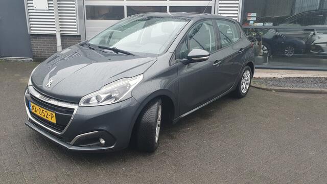 Peugeot 208 1.2 PureTech Blue Lion