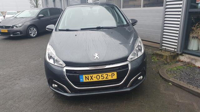 Peugeot 208 1.2 PureTech Blue Lion