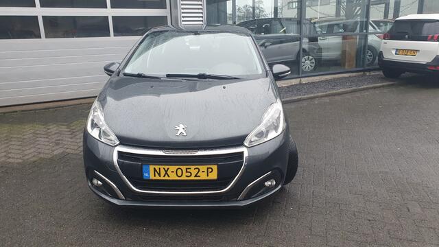 Peugeot 208 1.2 PureTech Blue Lion