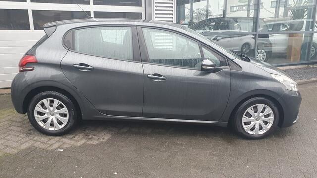 Peugeot 208 1.2 PureTech Blue Lion