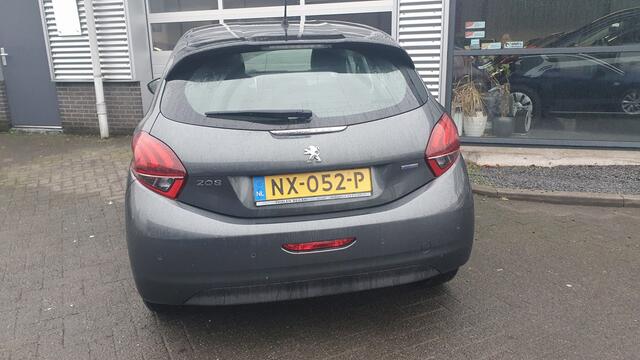 Peugeot 208 1.2 PureTech Blue Lion