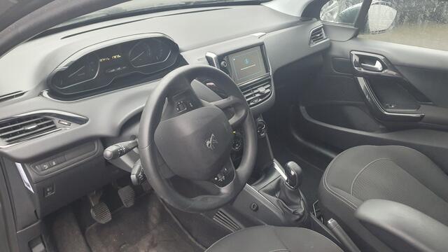 Peugeot 208 1.2 PureTech Blue Lion