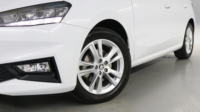 Skoda Fabia 1.0 TSI 115pk Selection DSG / Navigatie via App Connect / Cruise Control / Parkeersensoren