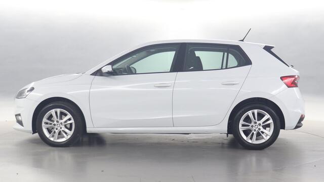 Skoda Fabia 1.0 TSI 115pk Selection DSG / Navigatie via App Connect / Cruise Control / Parkeersensoren