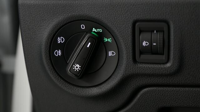 Skoda Fabia 1.0 TSI 115pk Selection DSG / Navigatie via App Connect / Cruise Control / Parkeersensoren