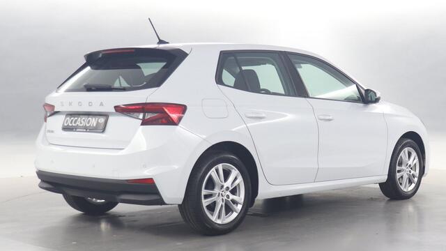 Skoda Fabia 1.0 TSI 115pk Selection DSG / Navigatie via App Connect / Cruise Control / Parkeersensoren