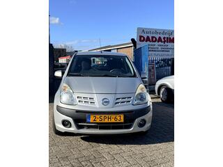 Nissan Pixo
