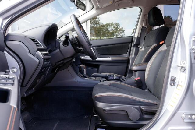 Subaru XV 2.0i CVT Comfort | Trekhaak | Navigatie |