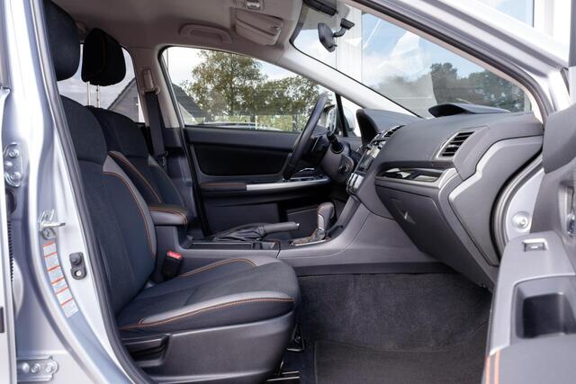 Subaru XV 2.0i CVT Comfort | Trekhaak | Navigatie |