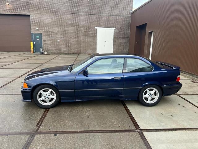 BMW 3-Serie Coup� 318iS youngtimer
