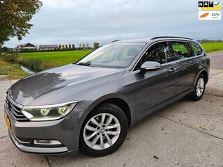 VOLKSWAGEN PASSAT Variant 1.6 TDI Comfortline/ climatronic/ bj 2017/ EXPORT
