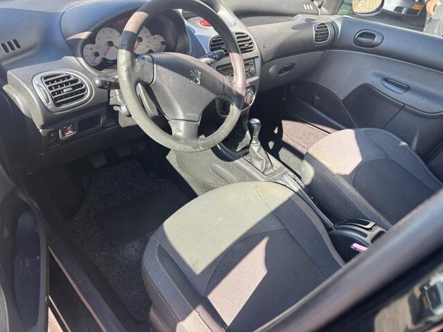 Peugeot 206 1.4 G�n�ration AIRCO&APK&NAP