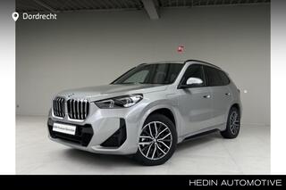 BMW X1 xDrive25e | M-Sport | Panorama | Trekhaak | Voorbereiding Driving Assistant Plus |
