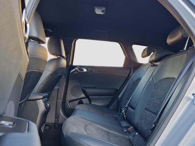KIA CEE D Ceed Sportswagon 1.0 T-GDi Design Edition | JBL | Stoel- en Stuurverwarming | Lane Assist | Dode Hoek Assistentie |