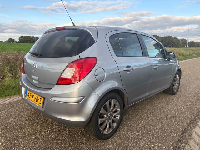 Opel Corsa 1.4-16V 111 EDITION / AIRCO / 5 DRS / 1E EIGENAAR