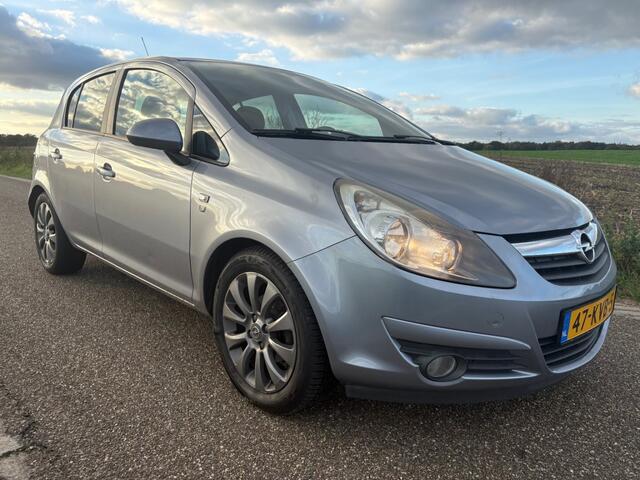 Opel Corsa 1.4-16V 111 EDITION / AIRCO / 5 DRS / 1E EIGENAAR