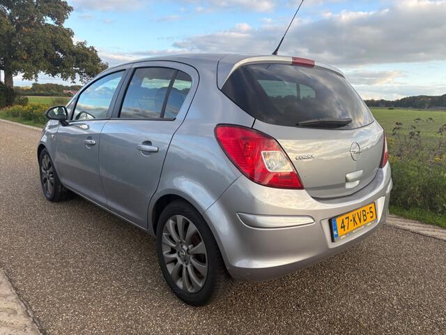 Opel Corsa 1.4-16V 111 EDITION / AIRCO / 5 DRS / 1E EIGENAAR