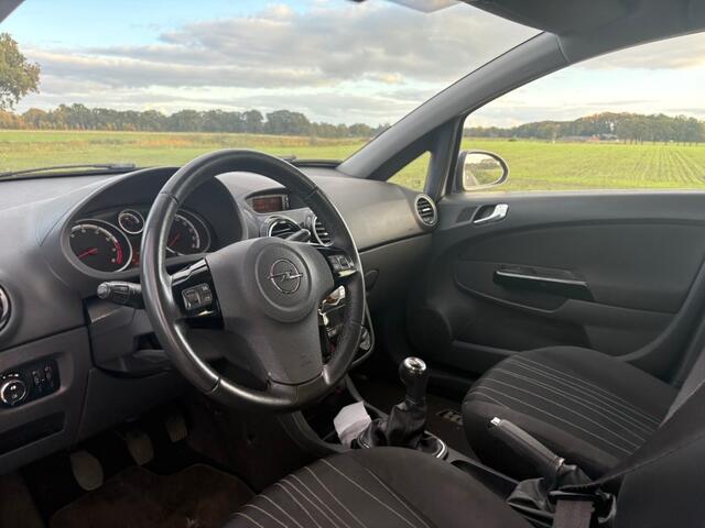 Opel Corsa 1.4-16V 111 EDITION / AIRCO / 5 DRS / 1E EIGENAAR