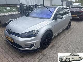 Volkswagen Golf VII