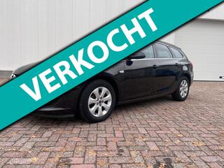 OPEL ASTRA Sports Tourer 1.4 Turbo Business +