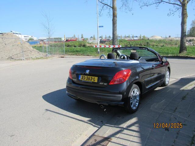 Peugeot 207 CC 1.6 VTi,airco,stuurbekrachtiging