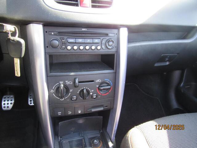 Peugeot 207 CC 1.6 VTi,airco,stuurbekrachtiging
