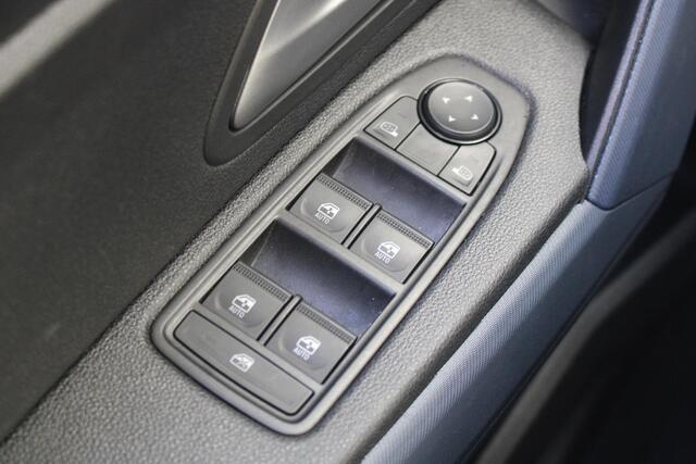 Dacia Duster 1.6 Hybrid 140 Expression | Camera | Navigatie | Winterpakket