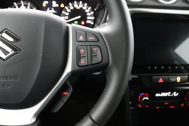 Suzuki Vitara 1.4 Boosterjet Style Smart Hybrid | e Auto | Alcantara Bekleding | Keyless Entry | Dodehoek Detectie | Parkeersensoren Rondom |
