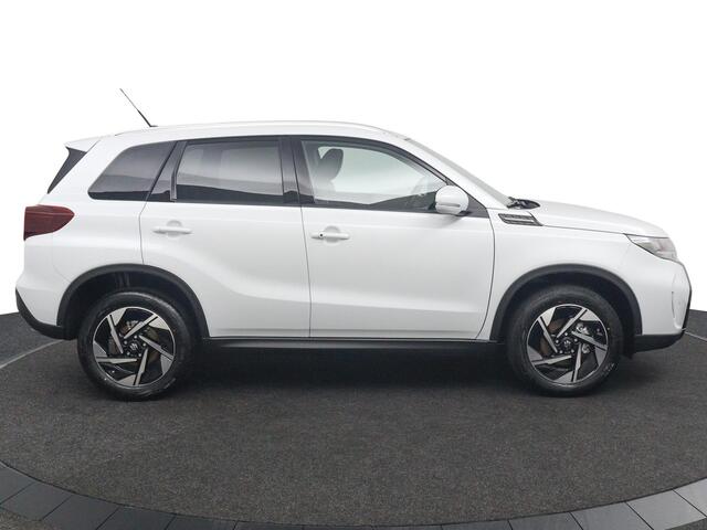Suzuki Vitara 1.4 Boosterjet Style Smart Hybrid | e Auto | Alcantara Bekleding | Keyless Entry | Dodehoek Detectie | Parkeersensoren Rondom |