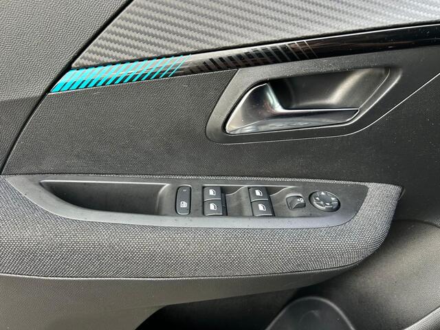 Peugeot 208 1.2 PureTech Allure | AUTOMAAT | APPLE CARPLAY/ANDROID AUTO | BLUETOOTH | CC | PDC | GARANTIE | APK T/M 25-11-2027