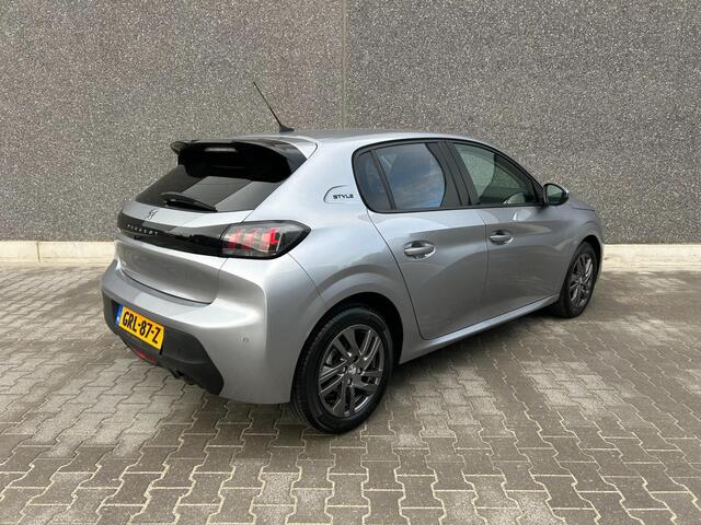 Peugeot 208 1.2 PureTech Allure | AUTOMAAT | APPLE CARPLAY/ANDROID AUTO | BLUETOOTH | CC | PDC | GARANTIE | APK T/M 25-11-2027
