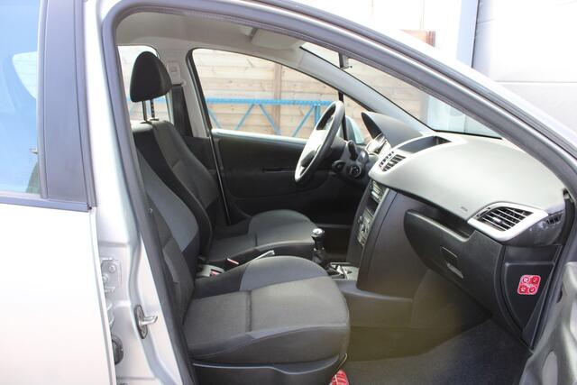 Peugeot 207 WCKFT