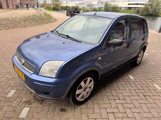 Ford Fusion 1.4-16V Futura airco elektrische ramen stereo sport velgen zeer nette auto apk mei 2027 rijd heerlijk bouwjaar 2005