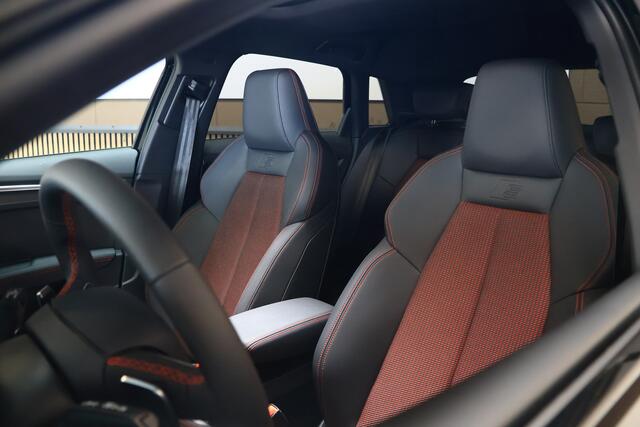 Audi A3 SPORTBACK 45 TFSI e 272pk S edition Competition Pano/MatrixLED/Navi+/Keyless/Camera/Head-up/Sonos/ACC/Dodehoek