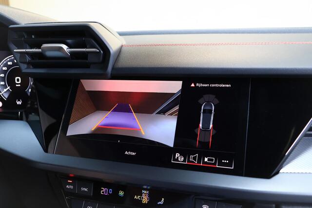 Audi A3 SPORTBACK 45 TFSI e 272pk S edition Competition Pano/MatrixLED/Navi+/Keyless/Camera/Head-up/Sonos/ACC/Dodehoek
