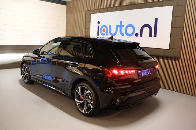 Audi A3 SPORTBACK 45 TFSI e 272pk S edition Competition Pano/MatrixLED/Navi+/Keyless/Camera/Head-up/Sonos/ACC/Dodehoek