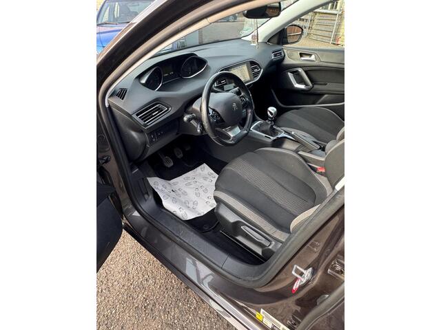 Peugeot 308 SW 1.2 PureTech Style