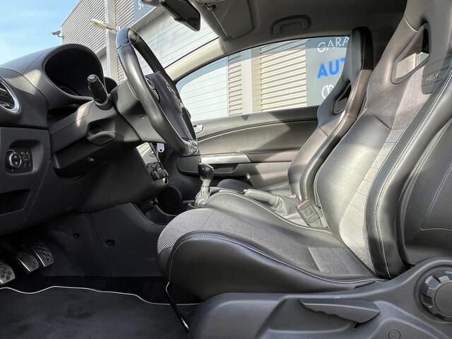 Opel Corsa 1.6-16V Turbo OPC 192PK Navi,Clima,Cruise,Isofix,Bluetooth,Recaro-Stoelen,Lmv,ElektrRamen+Spiegels,HalfLeder.